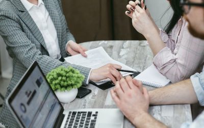 Pros and Cons of Hiring a Public Adjuster